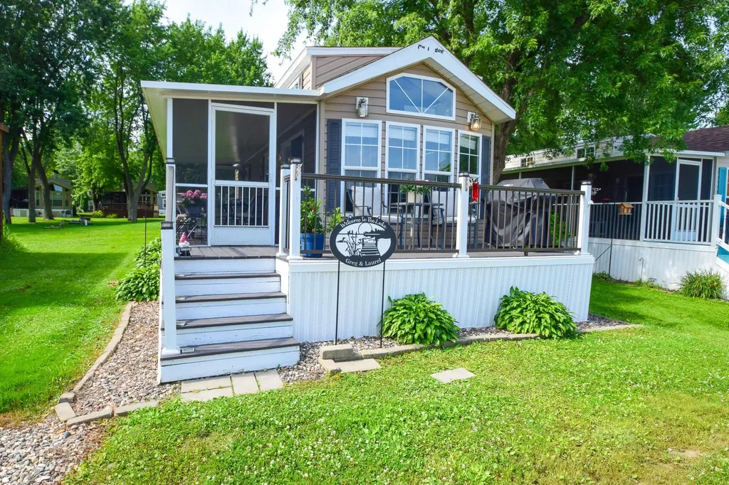 18096 Browns Lake Road Richmond MN 56368