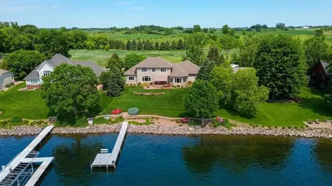 191 137th Avenue NW Spicer MN 56288