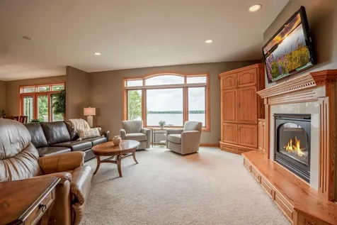191 137th Avenue NW Spicer MN 56288