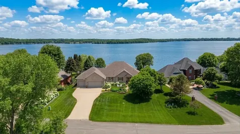 191 137th Avenue NW Spicer MN 56288