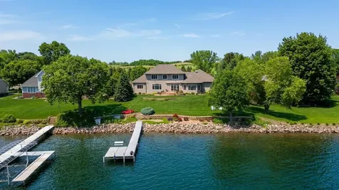 191 137th Avenue NW Spicer MN 56288