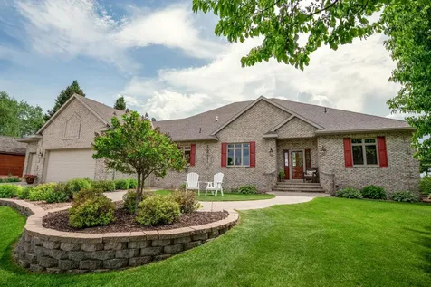 191 137th Avenue NW Spicer MN 56288
