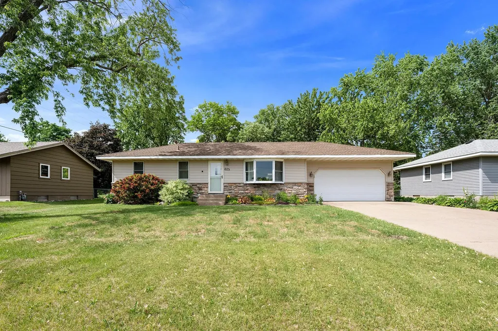 625 119th Avenue NE Blaine MN 55434