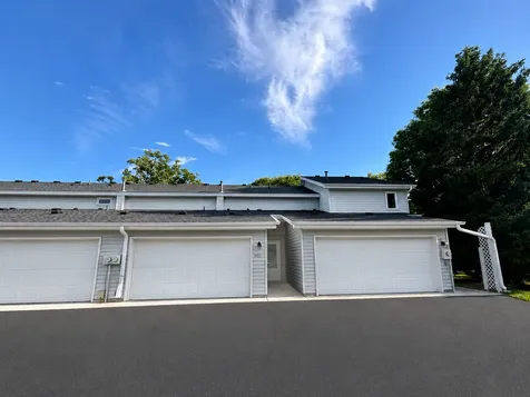 1013 124th Circle NW Coon Rapids MN 55448