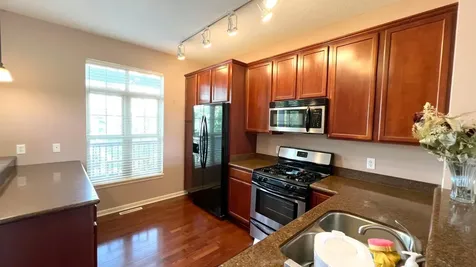 8136 Main Street N Maple Grove MN 55369