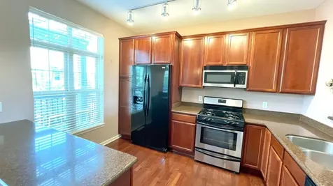 8136 Main Street N Maple Grove MN 55369