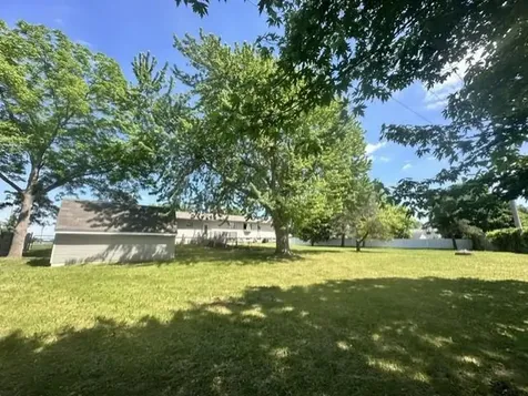 527 Oak Avenue N Maple Lake MN 55358