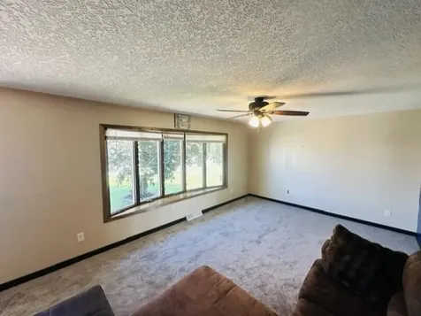 527 Oak Avenue N Maple Lake MN 55358