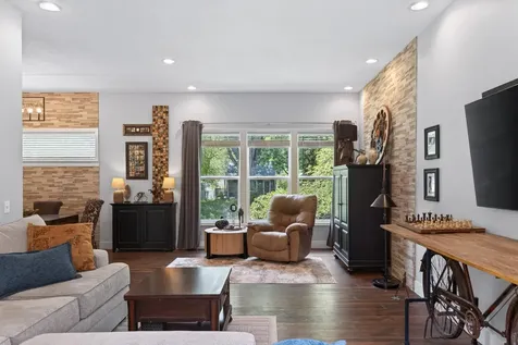 3432 Kyle Avenue N Crystal MN 55422