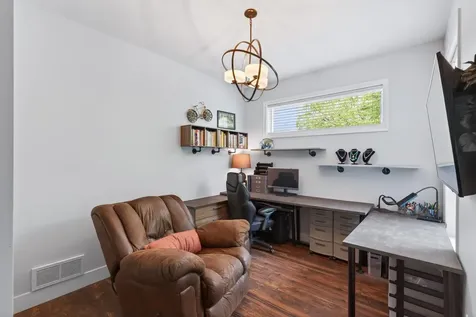 3432 Kyle Avenue N Crystal MN 55422