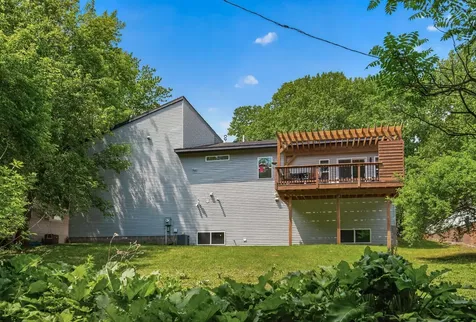 3432 Kyle Avenue N Crystal MN 55422