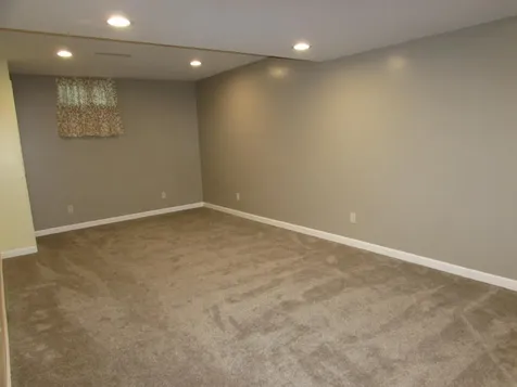 233 E Amber Lake Drive Fairmont MN 56031