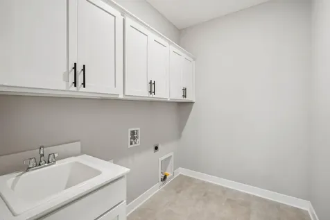 2148 Bluff Heights Drive Shakopee MN 55379