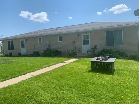 850 30th Avenue NW Willmar MN 56201