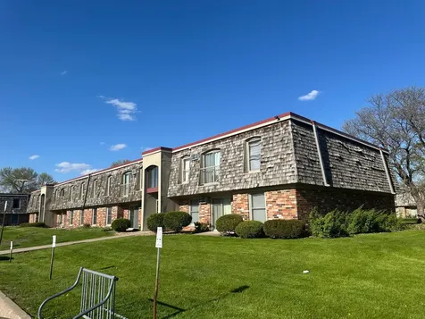 909 11th Avenue S Hopkins MN 55343