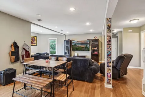 3023 Dupont Avenue S Minneapolis MN 55408