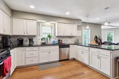 3023 Dupont Avenue S Minneapolis MN 55408