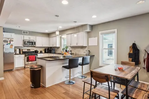 3023 Dupont Avenue S Minneapolis MN 55408