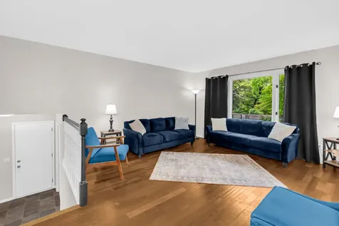 4519 Oak Leaf Drive Vadnais Heights MN 55127