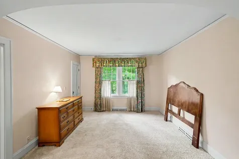 7017 Valley View Road Edina MN 55439