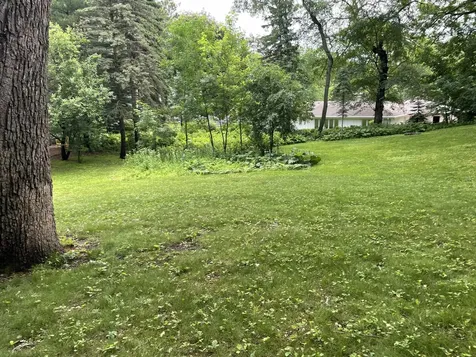 7017 Valley View Road Edina MN 55439