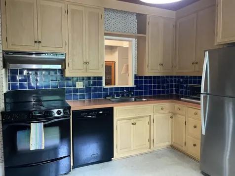 7017 Valley View Road Edina MN 55439