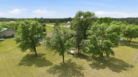 23801 County Road 9 NE New London MN 56273