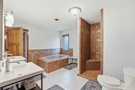 23801 County Road 9 NE New London MN 56273