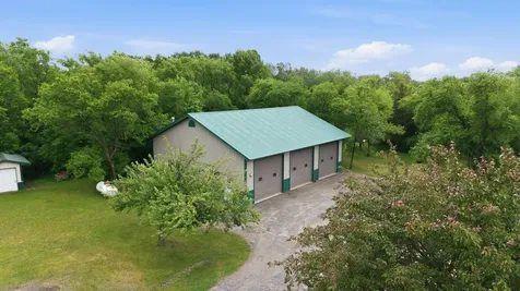 23801 County Road 9 NE New London MN 56273