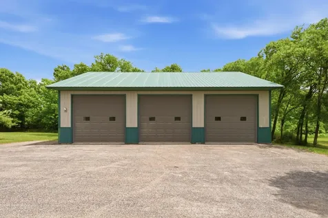 23801 County Road 9 NE New London MN 56273