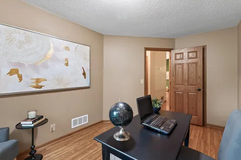 505 Zinnia Lane N Plymouth MN 55441