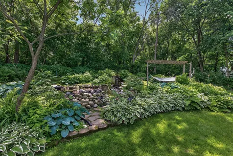 505 Zinnia Lane N Plymouth MN 55441