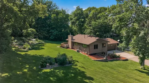 505 Zinnia Lane N Plymouth MN 55441