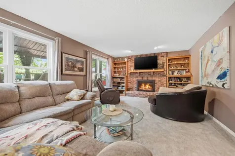 9439 Jewel Lane Court N Forest Lake MN 55025