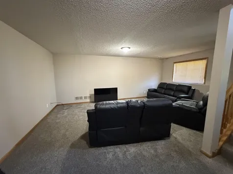 402 Creekside Drive Buffalo MN 55313
