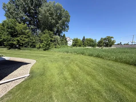 402 Creekside Drive Buffalo MN 55313