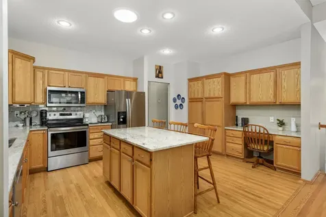 2644 Boulder Way Burnsville MN 55337