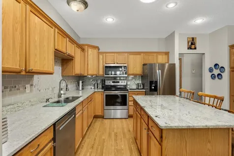 2644 Boulder Way Burnsville MN 55337