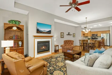 2644 Boulder Way Burnsville MN 55337