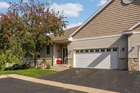 2644 Boulder Way Burnsville MN 55337