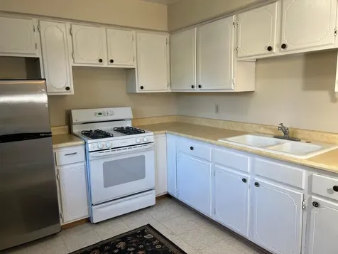 672 Case Avenue Saint Paul MN 55106