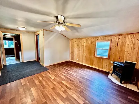 404 E Gilman Street New York Mills MN 56567
