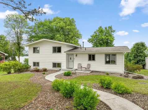 11935 Oak Street Chisago City MN 55013