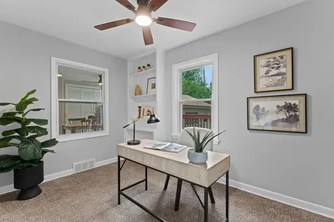 741 Roselawn Avenue E Maplewood MN 55117