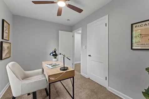 741 Roselawn Avenue E Maplewood MN 55117