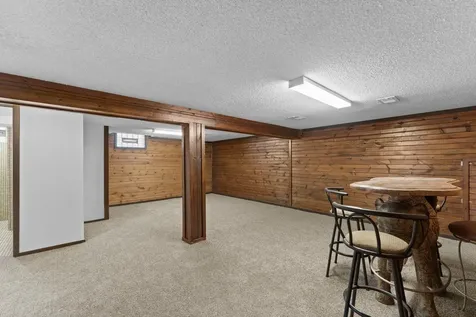 741 Roselawn Avenue E Maplewood MN 55117
