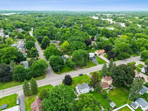 741 Roselawn Avenue E Maplewood MN 55117