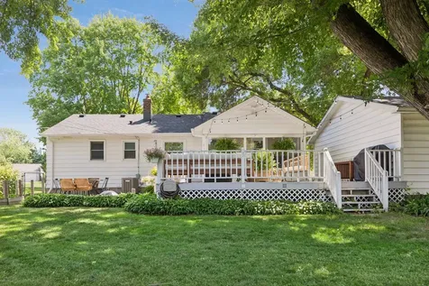 6164 Oak Knoll Drive Woodbury MN 55125