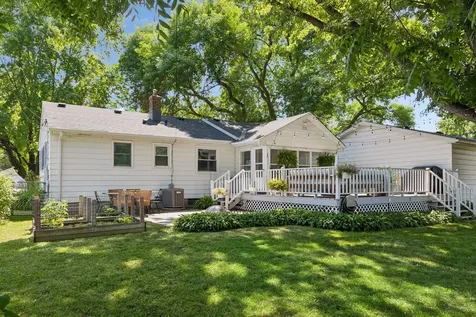 6164 Oak Knoll Drive Woodbury MN 55125