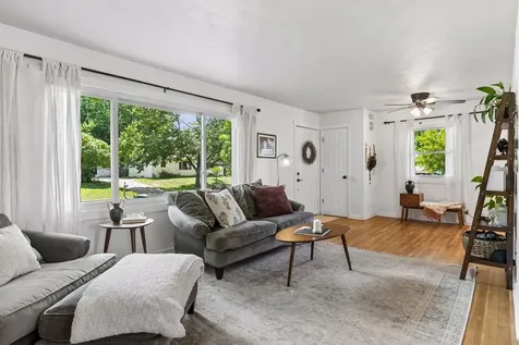 6164 Oak Knoll Drive Woodbury MN 55125